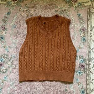 Cable Knit Sleeveless Sweater Vest - Brown